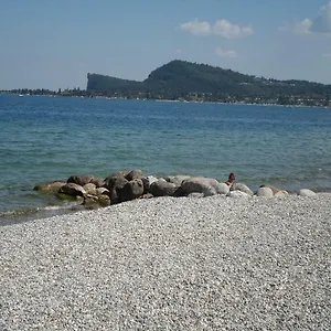 Appartamento Il Volto Del - Rooms&apartments, San Felice del Benaco